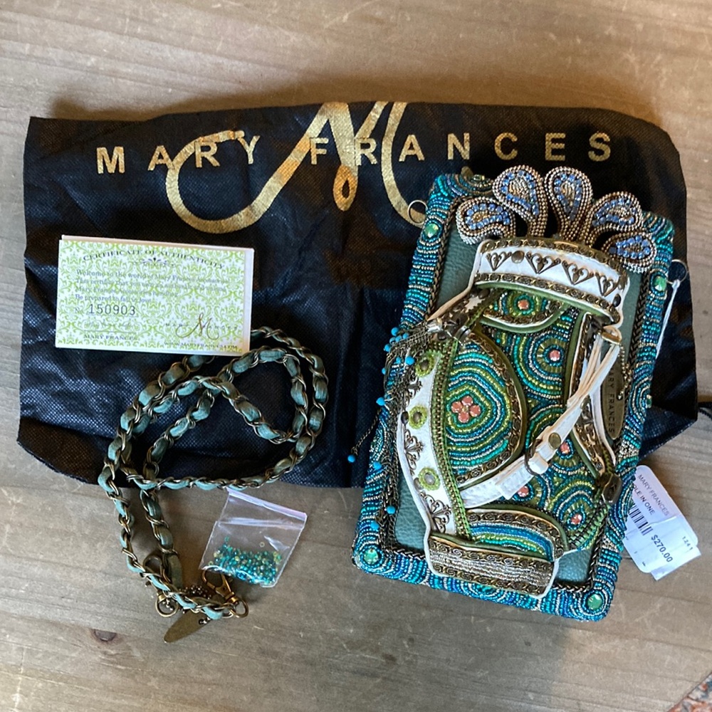 Discontinued Mary Frances “Hole in One” Bag